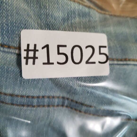 Bit & Bridle Shorts Womens Size 4 Light Blue Denim Classic Stretch *NWT* - Picture 11 of 11